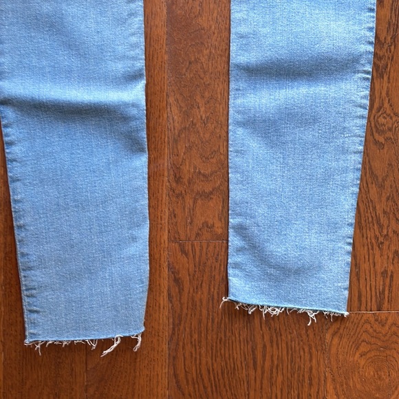 Gap True Skinny High Rise - Picture 4 of 4